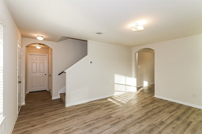 property at 5718 Latta Plantation Dr