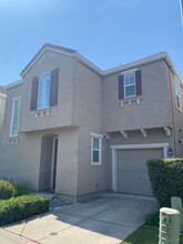 8902 Imray Way in Elk Grove, CA - Building Photo - Building Photo