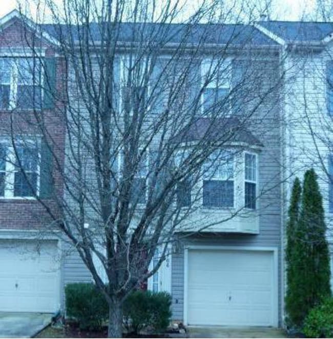 property at 3706 Fountain Bridge Ct