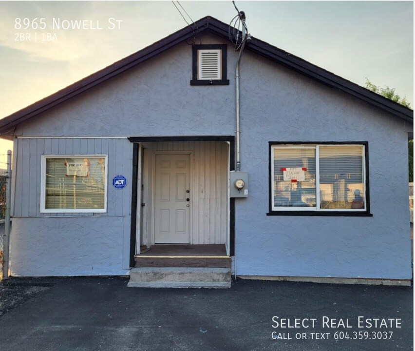 8965 Nowell St in Chilliwack, BC - Building Photo
