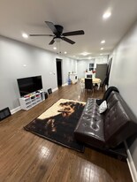 5704 S Kilbourn Ave in Chicago, IL - Building Photo