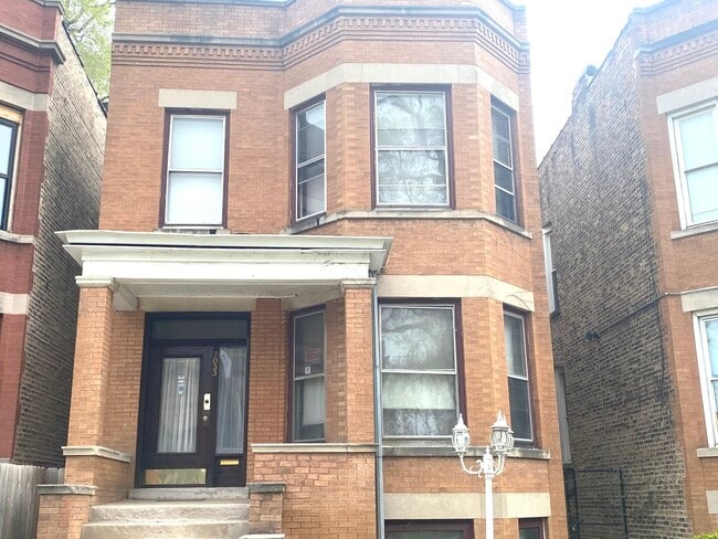 property at 7033 S Emerald Ave