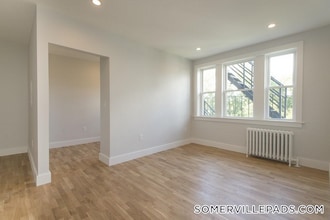 138 Highland Ave in Somerville, MA - Building Photo - Building Photo