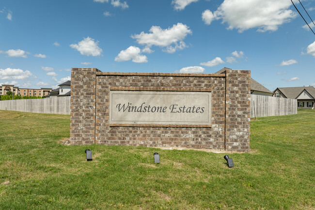 Windstone Estates in Millington, TN - Building Photo - Building Photo