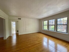 6333 S Rosebury Ave in Clayton, MO - Building Photo