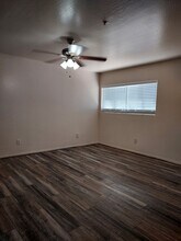 724 E Devonshire Ave, Unit 204 in Phoenix, AZ - Building Photo - Building Photo