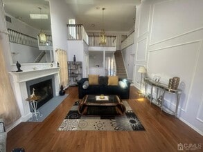 18 E Countryside Dr in Princeton, NJ - Building Photo - Building Photo