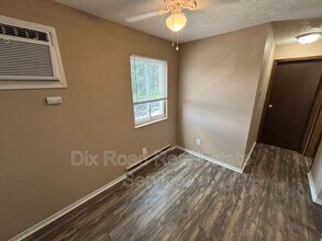 2 Hampshire Ct in Hamilton, OH - Building Photo - Building Photo