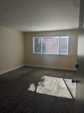 261 Arlington St in Forest City, NC - Foto de edificio - Building Photo