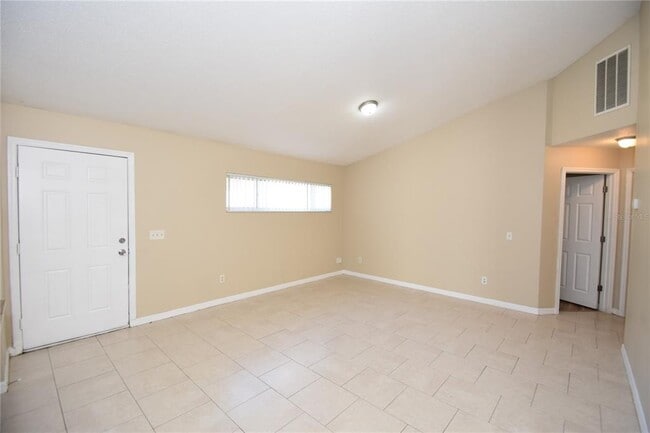 27 Bunker View Dr in Palm Coast, FL - Building Photo - Building Photo