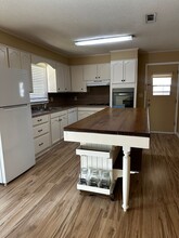 204 Walnut Dr in Enterprise, AL - Building Photo - Building Photo