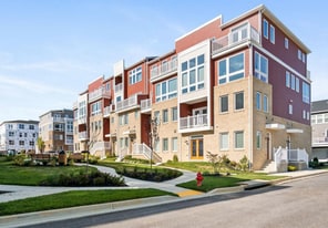 1618 Blacksmith Wy in Frederick, MD - Building Photo