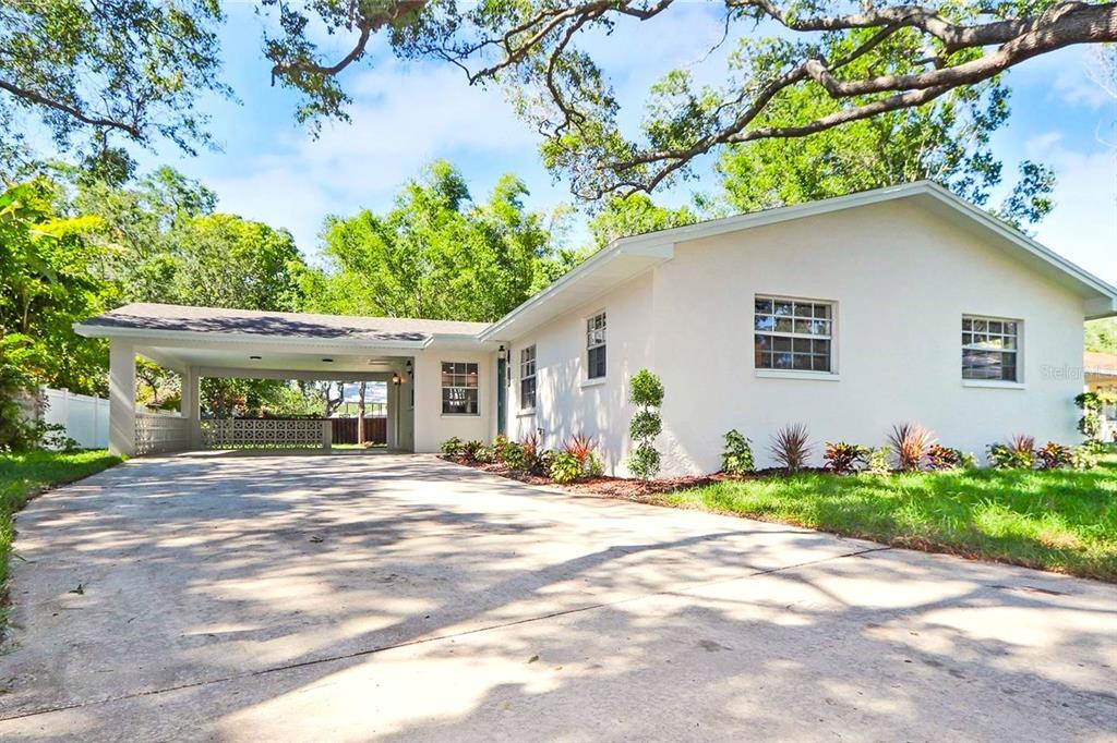 5117 29th Ave S in Gulfport, FL - Building Photo