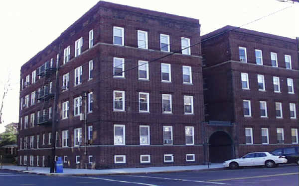 The Lincoln in North Bergen, NJ - Building Photo - Building Photo