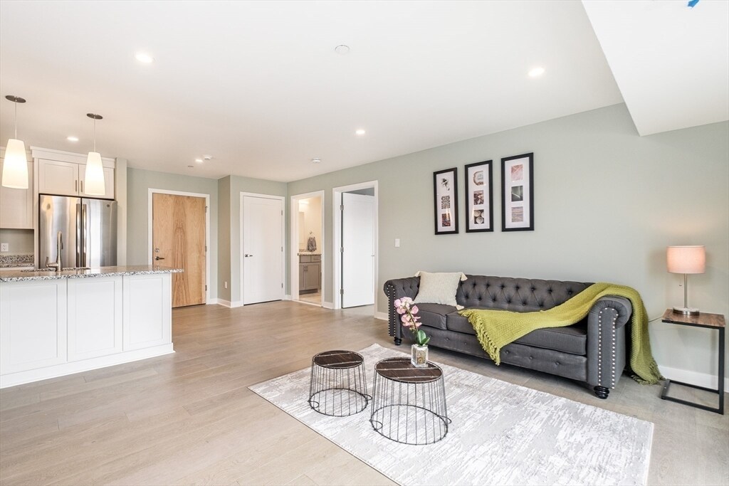 450 American Legion Hwy, Unit #201 in Revere, MA - Building Photo