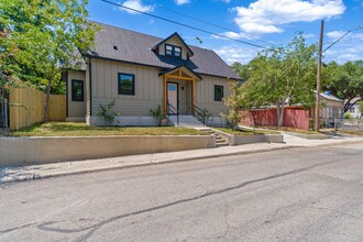 315 Tilden St in San Antonio, TX - Building Photo - Building Photo