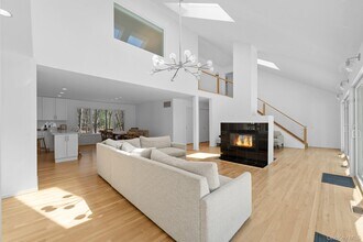 35 Ely Brook Rd in East Hampton, NY - Building Photo - Building Photo