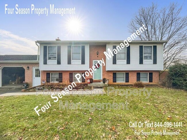 10113 Mar Rock Dr in Hagerstown, MD - Building Photo - Building Photo