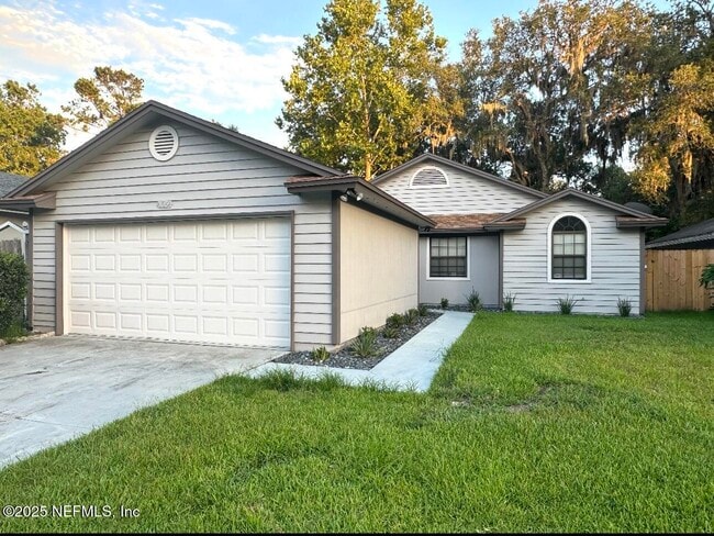 property at 4364 Lake Woodbourne Dr S