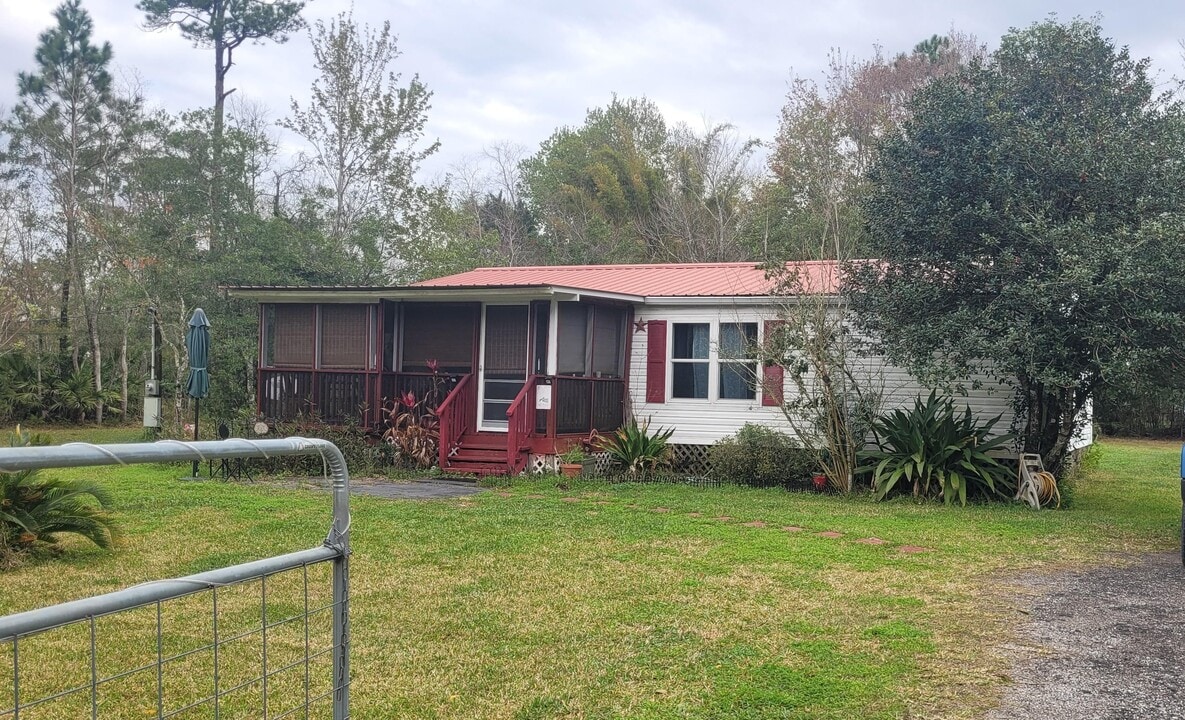 3180 Green Acres Rd in St. Augustine, FL - Building Photo