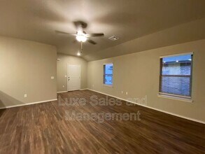 10908 NW 119th St in Yukon, OK - Building Photo - Building Photo