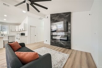1828 Bonita Ave in Las Vegas, NV - Building Photo - Building Photo
