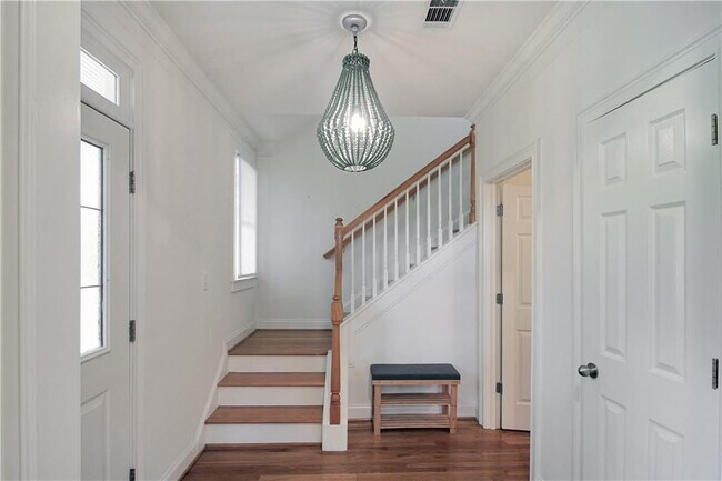 2666 W Main St NW, Unit 319 in Atlanta, GA - Foto de edificio - Building Photo