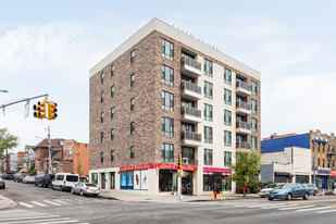 32-65 107th St in East Elmhurst, NY - Building Photo