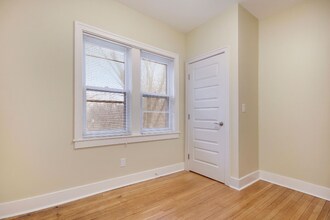 220 Eastern Ave SE in Grand Rapids, MI - Building Photo - Building Photo