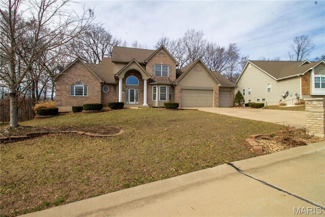 1519 Prospector Trail in Wentzville, MO - Building Photo
