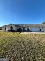 46 Coastal Walk in St. Marys, GA - Building Photo