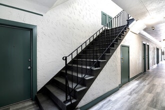 440 E 27th St in Los Angeles, CA - Building Photo - Building Photo