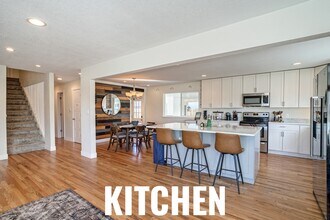 10490 W Dakota Ave, Unit 2 in Lakewood, CO - Building Photo - Building Photo