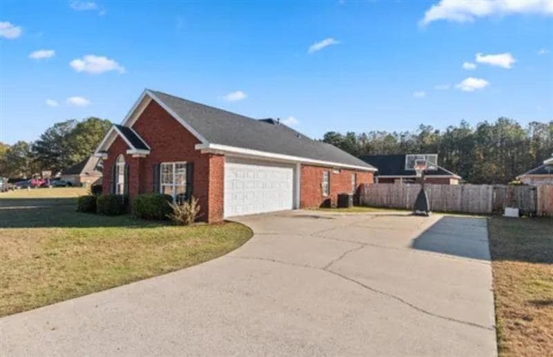 1803 Collier Way in Tuscaloosa, AL - Building Photo