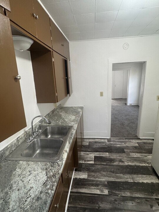 708-710-710 Bluff St in Cedar Falls, IA - Building Photo