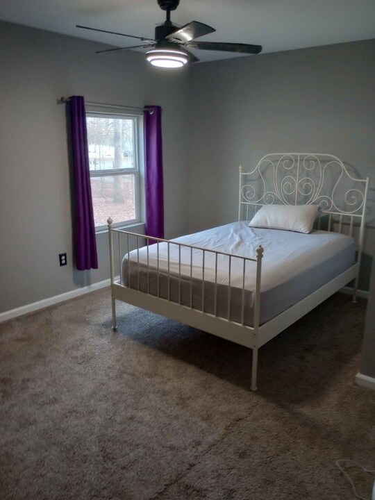 25320 Pleasantview Rd in Ruther Glen, VA - Building Photo