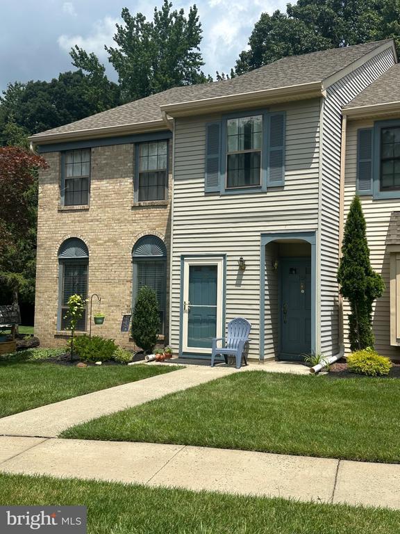 property at 158 Wyndham Pl