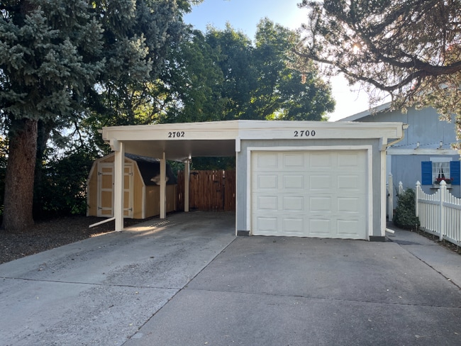 2702 Parklake Ct