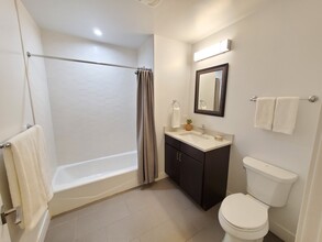 2944 N Halsted St in Chicago, IL - Building Photo - Building Photo