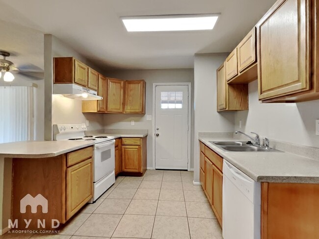 3823 West Myrtle Ave in Phoenix, AZ - Building Photo - Building Photo