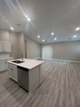 12944 E Blake St in Wichita, KS - Building Photo - Building Photo