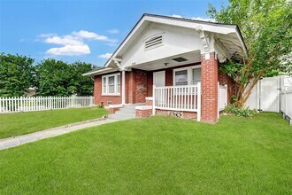 322 Everton St in Houston, TX - Building Photo - Building Photo