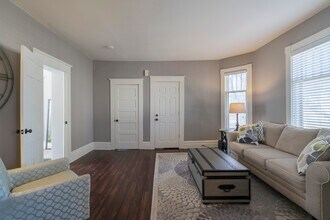 552 Union Ave SE, Unit 1 in Grand Rapids, MI - Building Photo - Building Photo