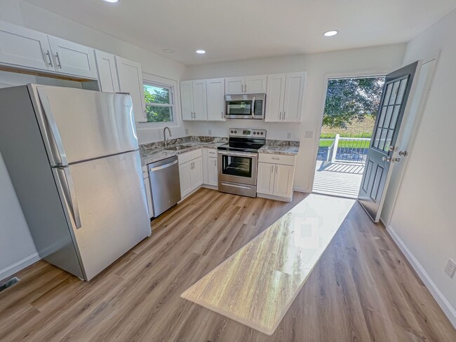 2015 Rising Sun Rd in Slatington, PA - Foto de edificio - Building Photo