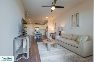 15950 Chase Hill Blvd in San Antonio, TX - Building Photo - Building Photo