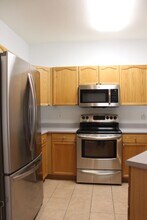 8369 S Independence Cir in Littleton, CO - Building Photo - Building Photo