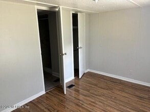 13757 Lanier Rd in Jacksonville, FL - Building Photo - Building Photo