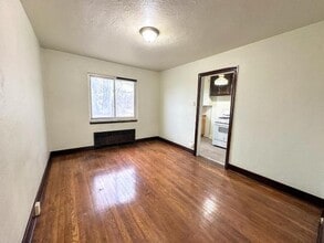 246 E Meyers St in Pittsburgh, PA - Building Photo - Building Photo