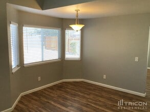 531 Robin Dr in Vacaville, CA - Foto de edificio - Building Photo
