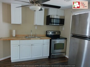 108 Jamestown Rd in Ashland, VA - Building Photo - Building Photo